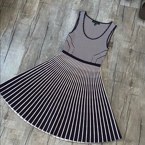 Like new Banana Republic dress